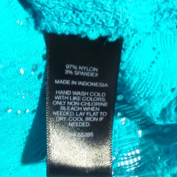 Express Turquoise Blue Allover Lace Top - Picture 6 of 6